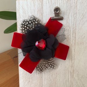 Brooch that symbolizes love and confidence ❤️